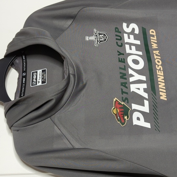 Minnesota Wild Fanatics Branded 2021 NHL Playoffs Pullover Hoodie Charcoal 2XL - Picture 6 of 11